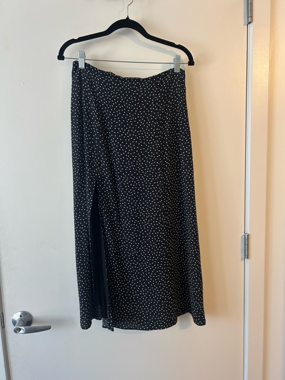THE LILLE SIDE-SLIT MIDI SKIRT BY MAEVE